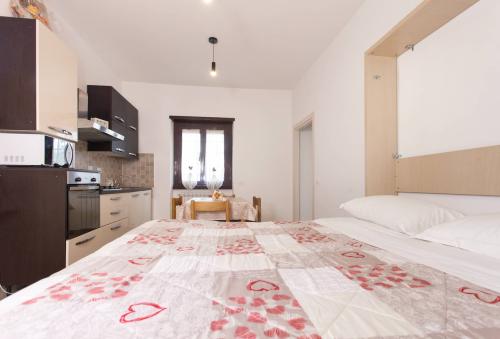 a-casa-dipaoletto-divano